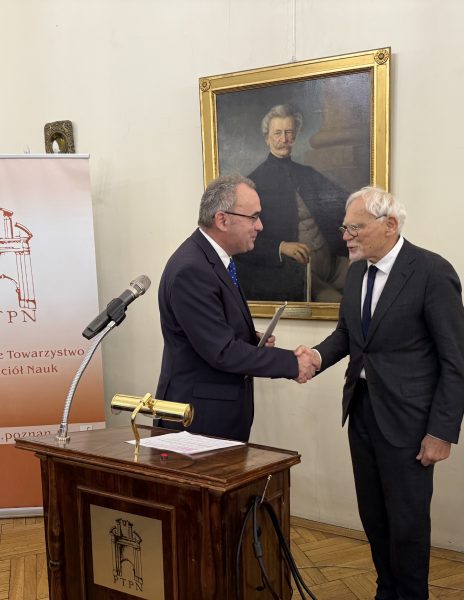 Uroczystość nadania godności członka honorowego PTPN Panu prof. Markowi Safjanowi 19.05.2025. – relacja